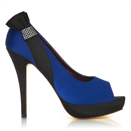 Shoe